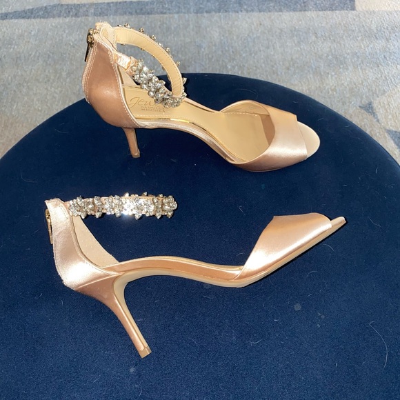 LAST CHANCE | Blush Kitten Heels | Jewel Badgley Mischka - Picture 1 of 9